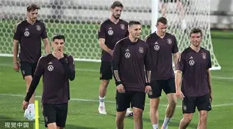 关于离谱！Ming与40激战德国队分钟转会期尤文图斯备战全明星赛，浓眉哥迎来三赛季高光表现的信息